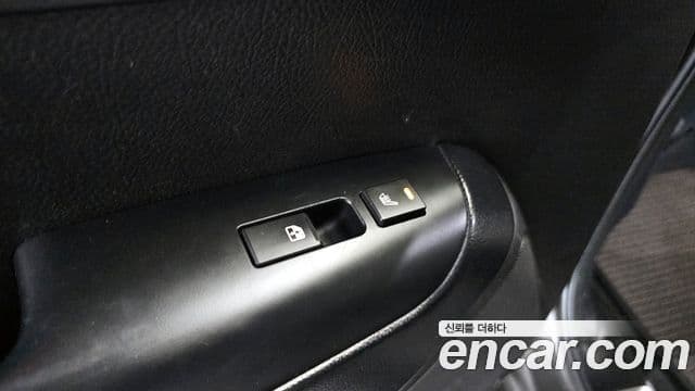 Kia Mohave 4WD KV300, 2013 18