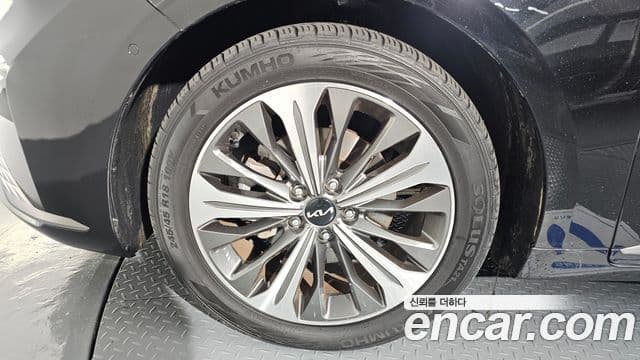 Kia K8 гибрид Noblesse, 2022 все фото