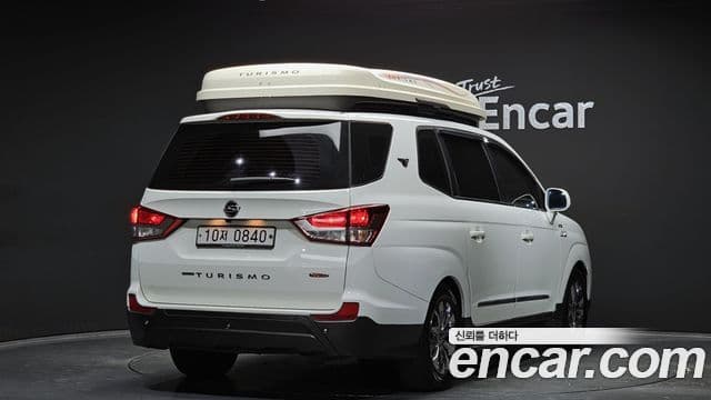 KG모빌리티(SsangYong) Korando 투리스모 4WD outdoor Edition 9인승, 2016 2