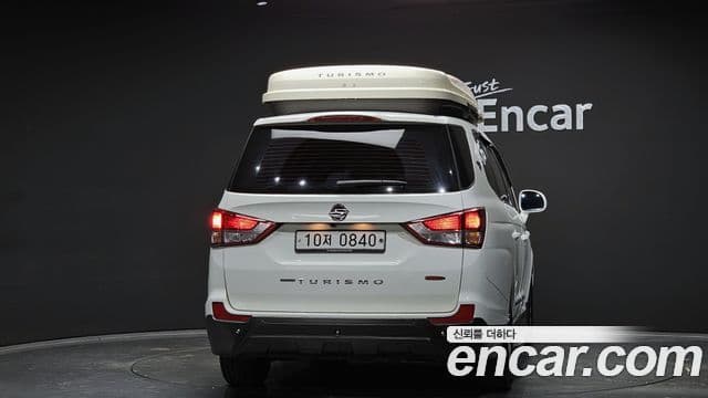 KG모빌리티(SsangYong) Korando 투리스모 4WD outdoor Edition 9인승, 2016 4