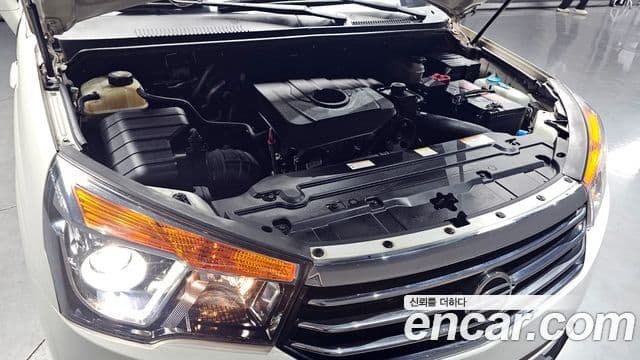 KG모빌리티(SsangYong) Korando 투리스모 4WD outdoor Edition 9인승, 2016 6