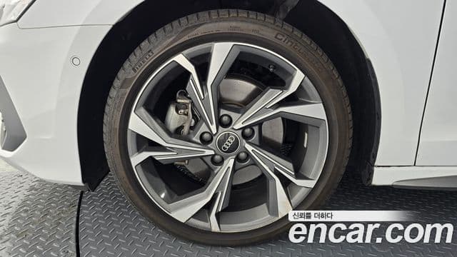 Audi A3 (8Y) Premium, 2022 все фото