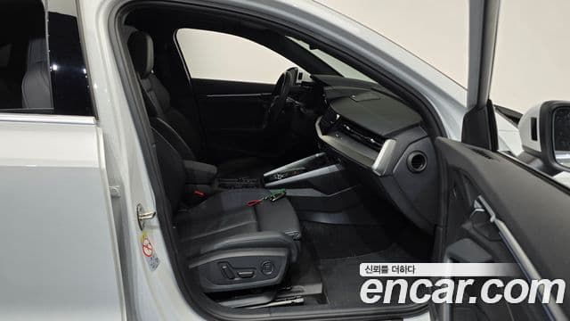 Audi A3 (8Y) Premium, 2022 11