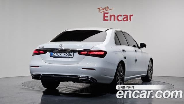 Mercedes-Benz E-класс W213 Avantgarde, 2021 2