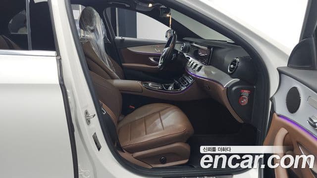 Mercedes-Benz E-класс W213 Avantgarde, 2021 11