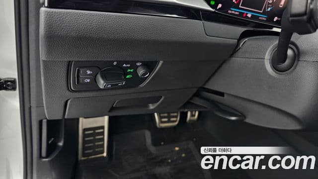 Volkswagen 아테온 2.0 TDI R-LINE 4모션, 2022 16