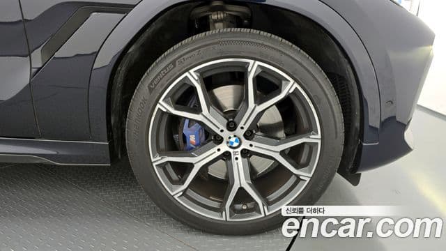 BMW X6 (G06) xDrive40i M Sport, 2022 все фото