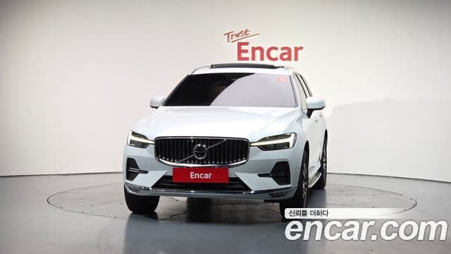Volvo XC60 2세대 B5 Inscription, 2022 3
