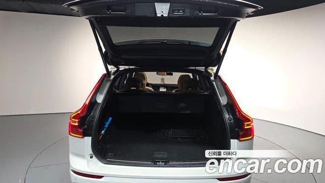 Volvo XC60 2세대 B5 Inscription, 2022 20