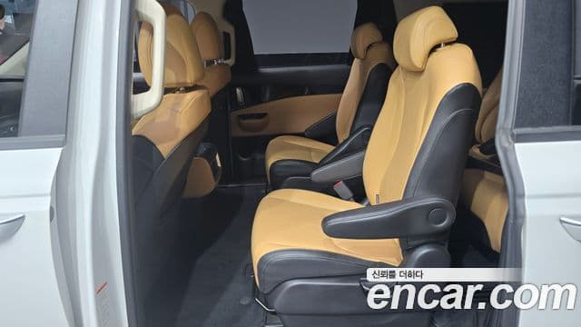 Kia Carnival 4세대 Prestige, 2022 12