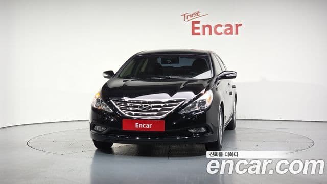 Hyundai YF Sonata люксовая версия, 2010 3