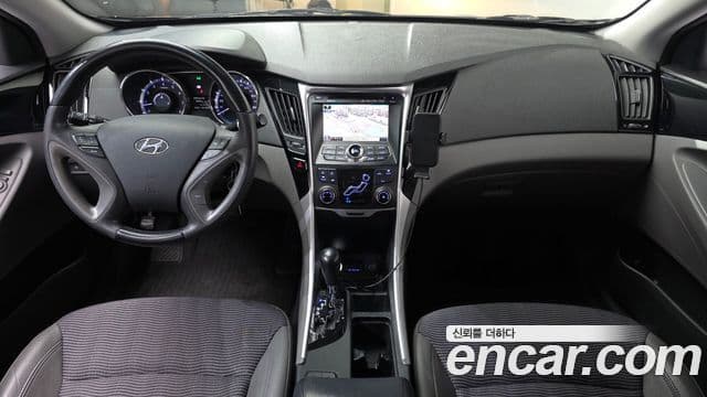 Hyundai YF Sonata люксовая версия, 2010 7