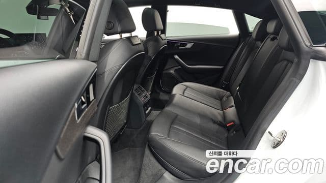 Audi A5 (F5) 40 TFSI Quattro Premium Sportback, 2023 12