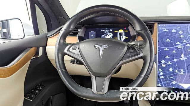 Tesla модель X Long Range, 2020 13