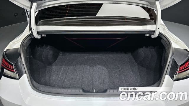 Hyundai Avante (CN7) 2.0 N, 2023 20