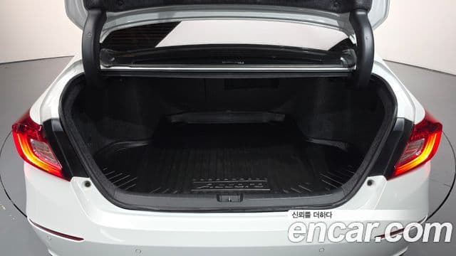 Honda Accord 10세대 1.5 турбо, 2019 20