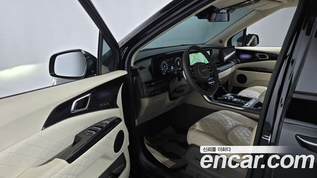 Kia Carnival 4세대 бензин 7인승 High Limousine(компания по спецнадстройкам), 2023 10