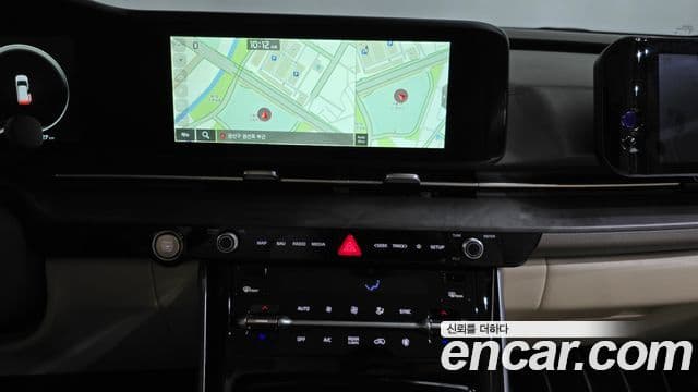 Kia Carnival 4세대 бензин 7인승 High Limousine(компания по спецнадстройкам), 2023 14