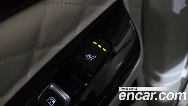 Kia Carnival 4세대 бензин 7인승 High Limousine(компания по спецнадстройкам), 2023 18