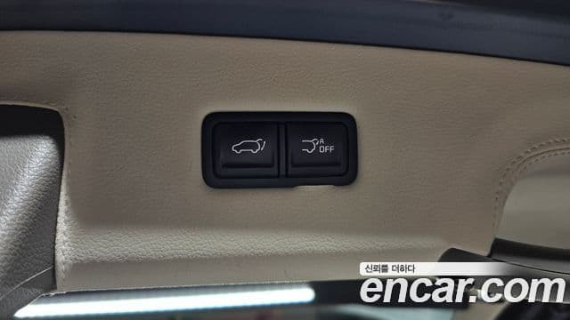 Kia Carnival 4세대 бензин 7인승 High Limousine(компания по спецнадстройкам), 2023 20