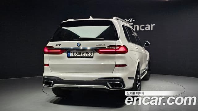 BMW X7 (G07) xDrive 40i M Sport 6인승, 2022 4