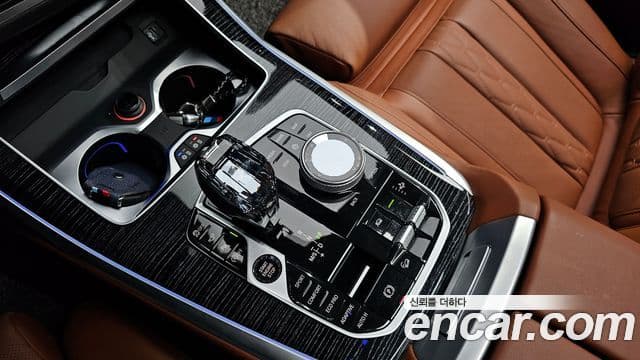 BMW X7 (G07) xDrive 40i M Sport 6인승, 2022 9