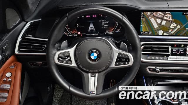 BMW X7 (G07) xDrive 40i M Sport 6인승, 2022 14