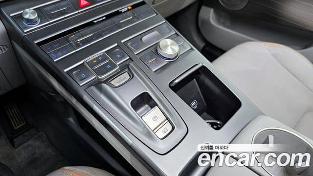 Hyundai NEXO Premium, 2020 9