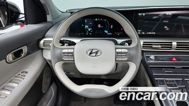 Hyundai NEXO Premium, 2020 13