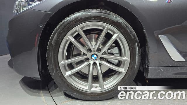 BMW 5시리즈 (G30) 520i M Sport, 2020 все фото