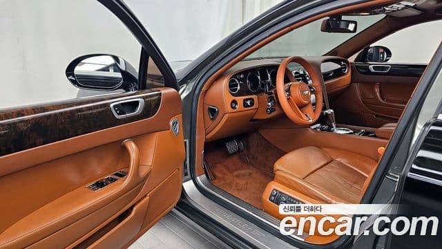 Bentley Flying Spur 1세대, 2011 10