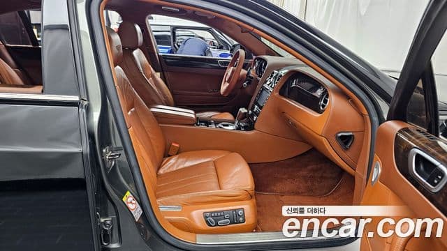 Bentley Flying Spur 1세대, 2011 11