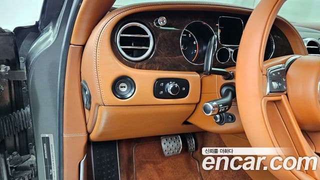 Bentley Flying Spur 1세대, 2011 16