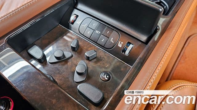 Bentley Flying Spur 1세대, 2011 18