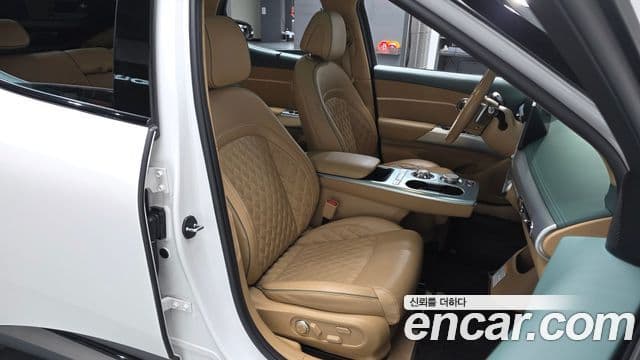 Genesis GV60 Standard, 2023 10