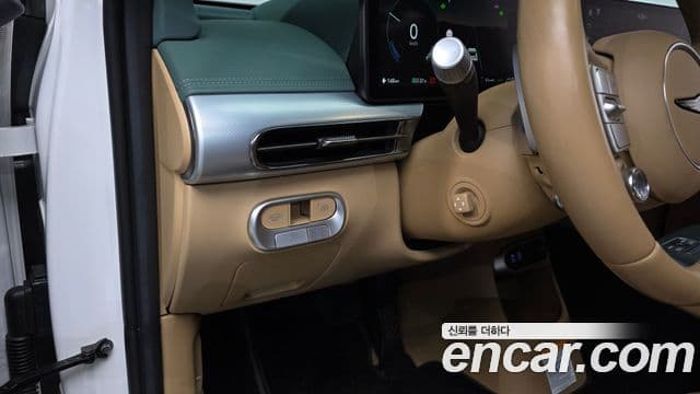 Genesis GV60 Standard, 2023 13