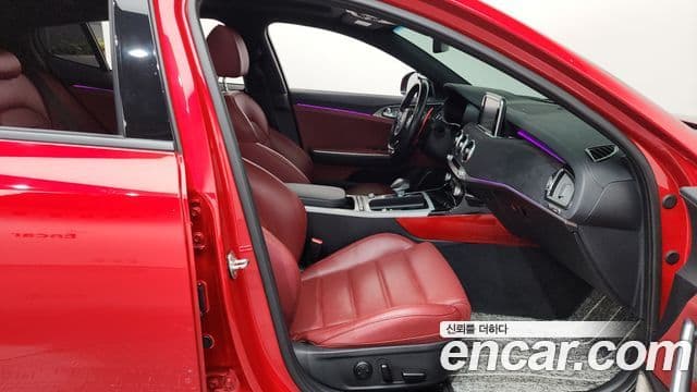 Kia 스팅어 GT, 2018 11