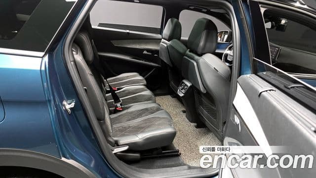 Peugeot 5008 2세대 2.0 BlueHDi GT, 2021 12