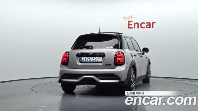 Mini Cooper S 3세대, 2024 4