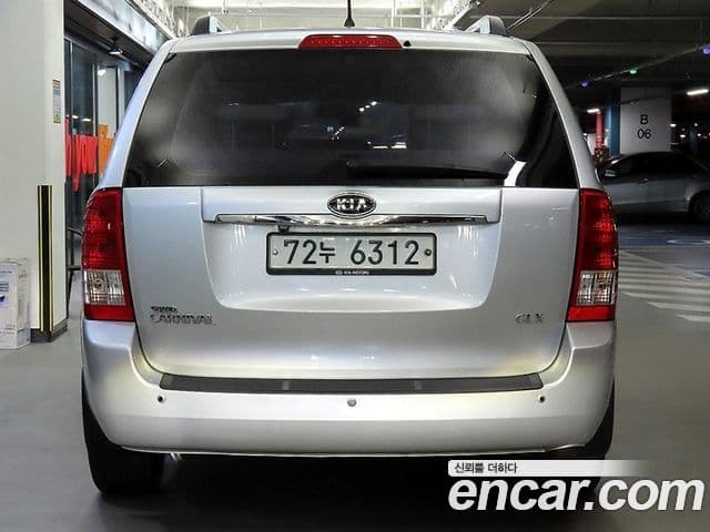 Kia Carnival R люксовая версия, 2012 все фото