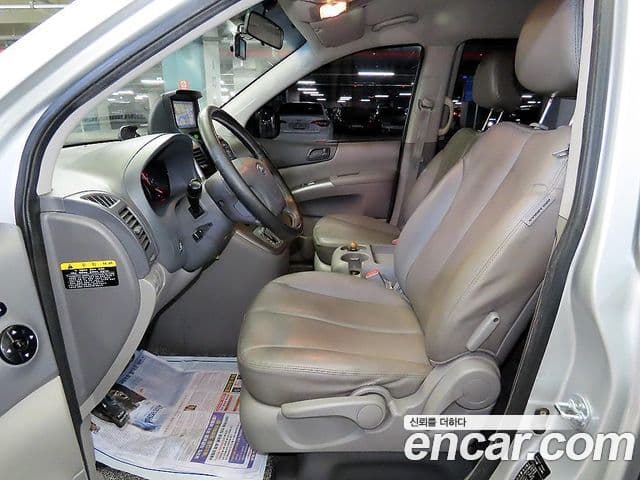 Kia Carnival R люксовая версия, 2012 6
