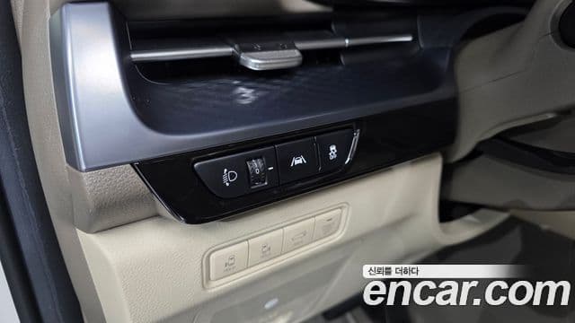 Kia Carnival 4세대 Signature, 2022 12
