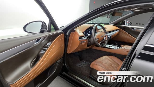 Genesis G80 (RG3) бензин 2.5 турбо AWD, 2023 10