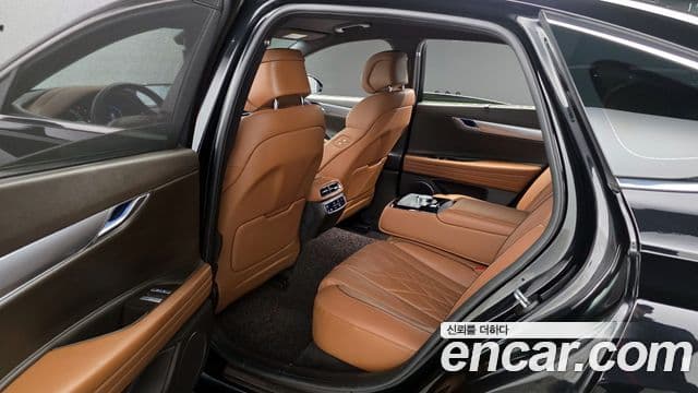 Genesis G80 (RG3) бензин 2.5 турбо AWD, 2023 11