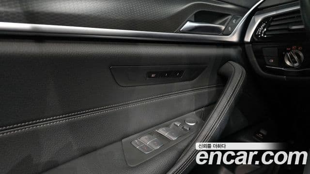 BMW 5시리즈 (G30) 520i M Sport, 2023 18