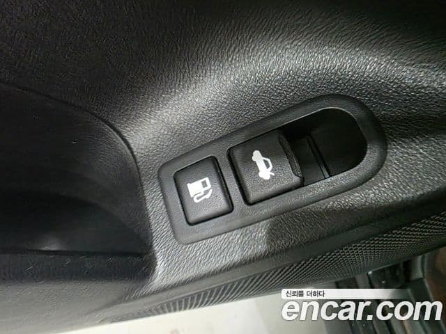 Hyundai NF Sonata Premier, 2007 10