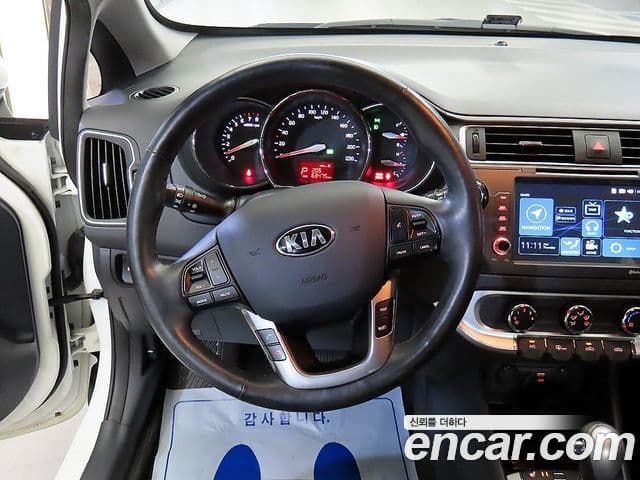 Kia The / новый New Pride Luxury, 2016 8