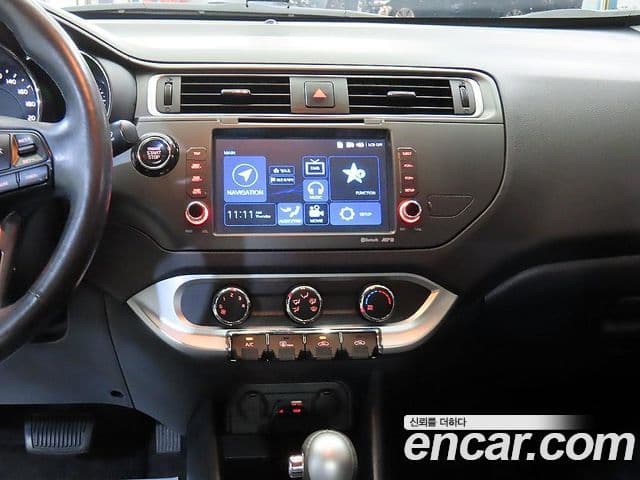 Kia The / новый New Pride Luxury, 2016 11