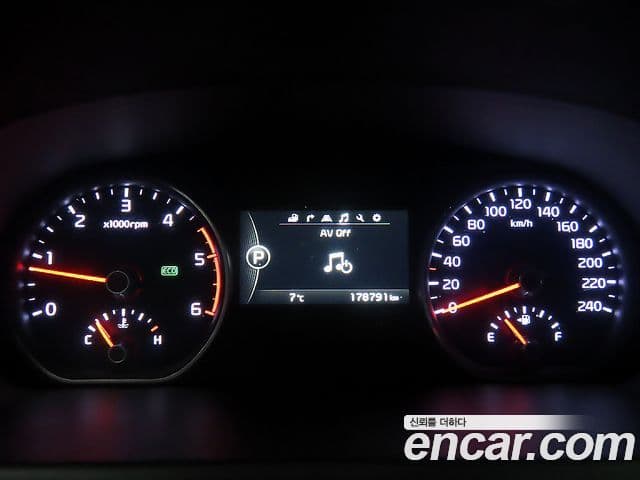 Kia The / новый New Mohave President, 2017 9