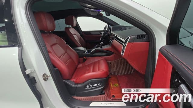 Porsche Cayenne (PO536) 3.0 купе, 2021 11